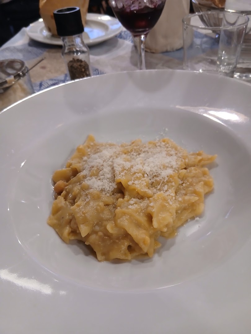 Osteria dieci pasta & ceci