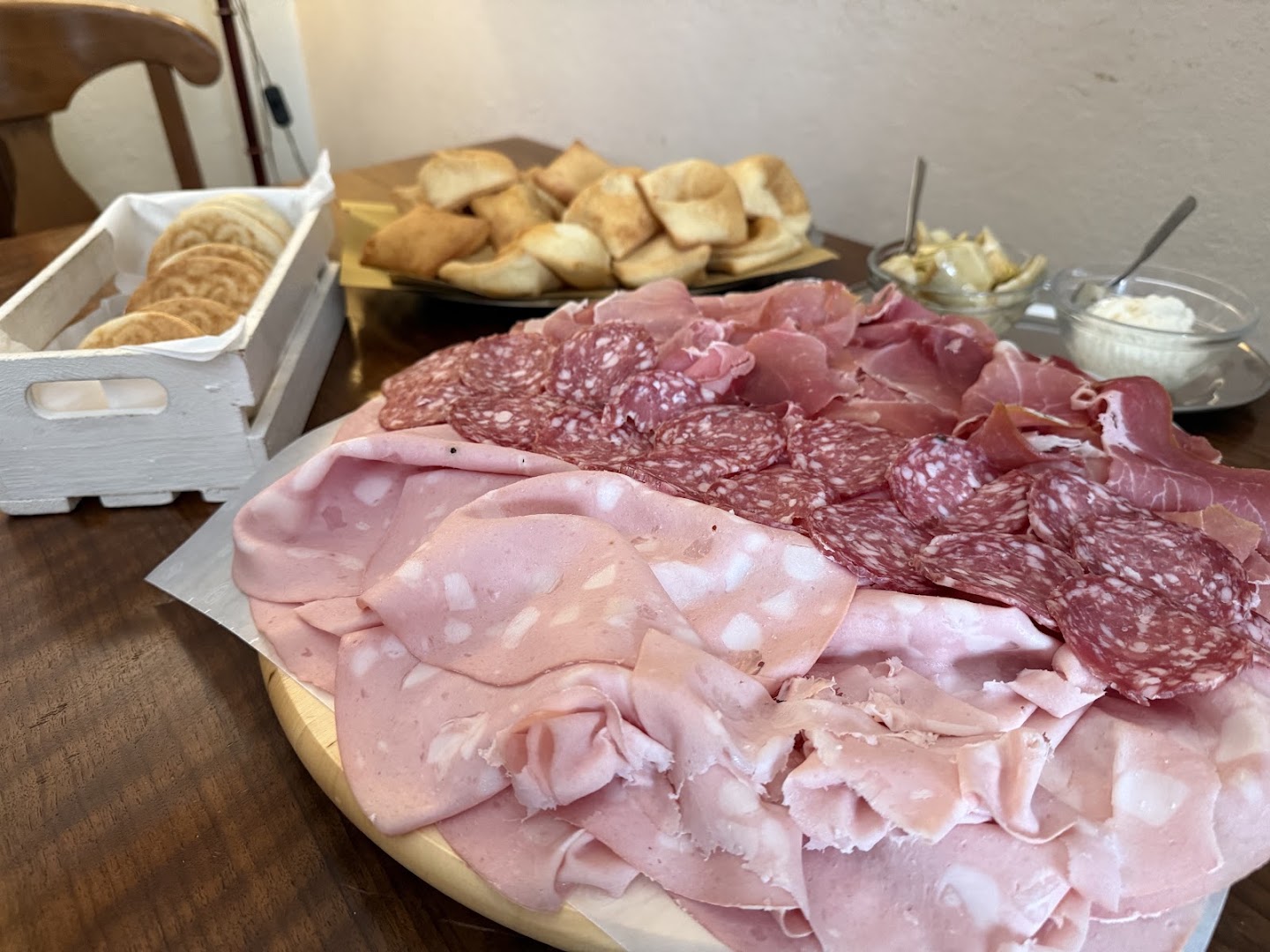 Osteria e Bar La Grotta dal 1918 di Negri Filippo