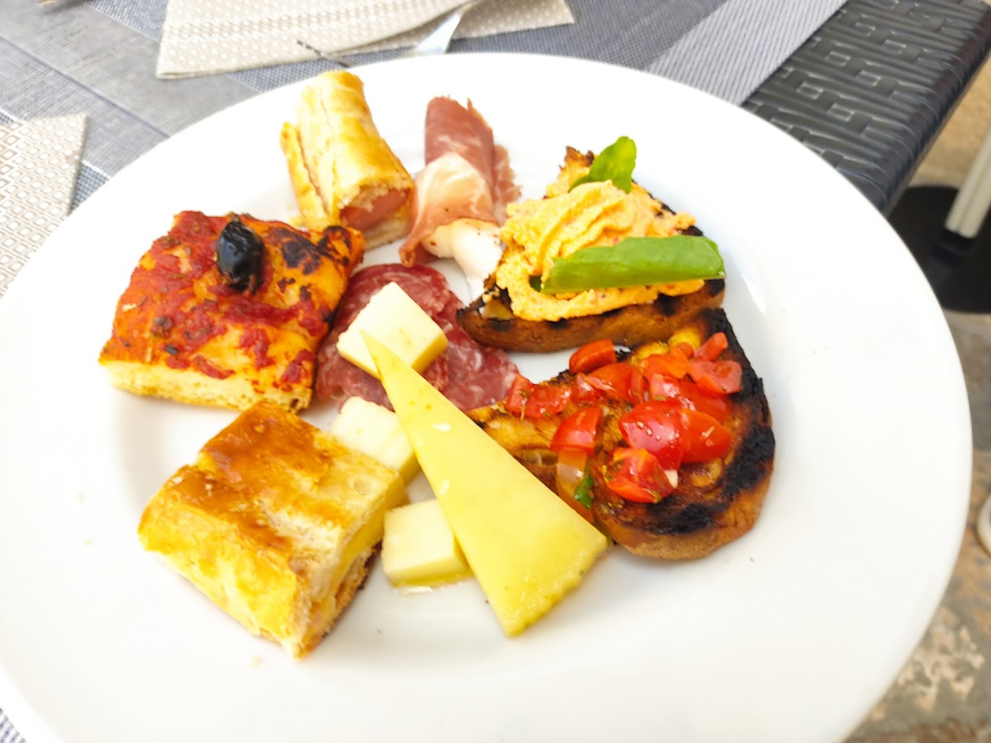 Osteria Fave & Cicorie Nuova Gestione