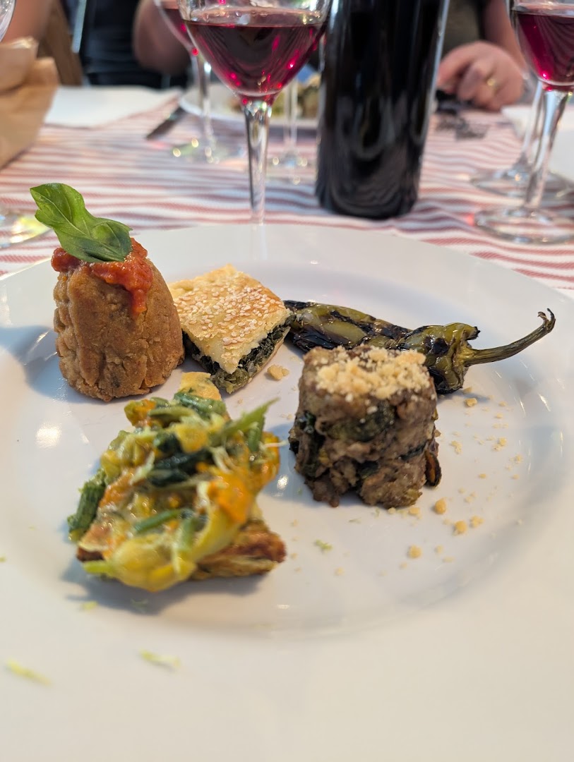 Osteria "La Piazzetta"