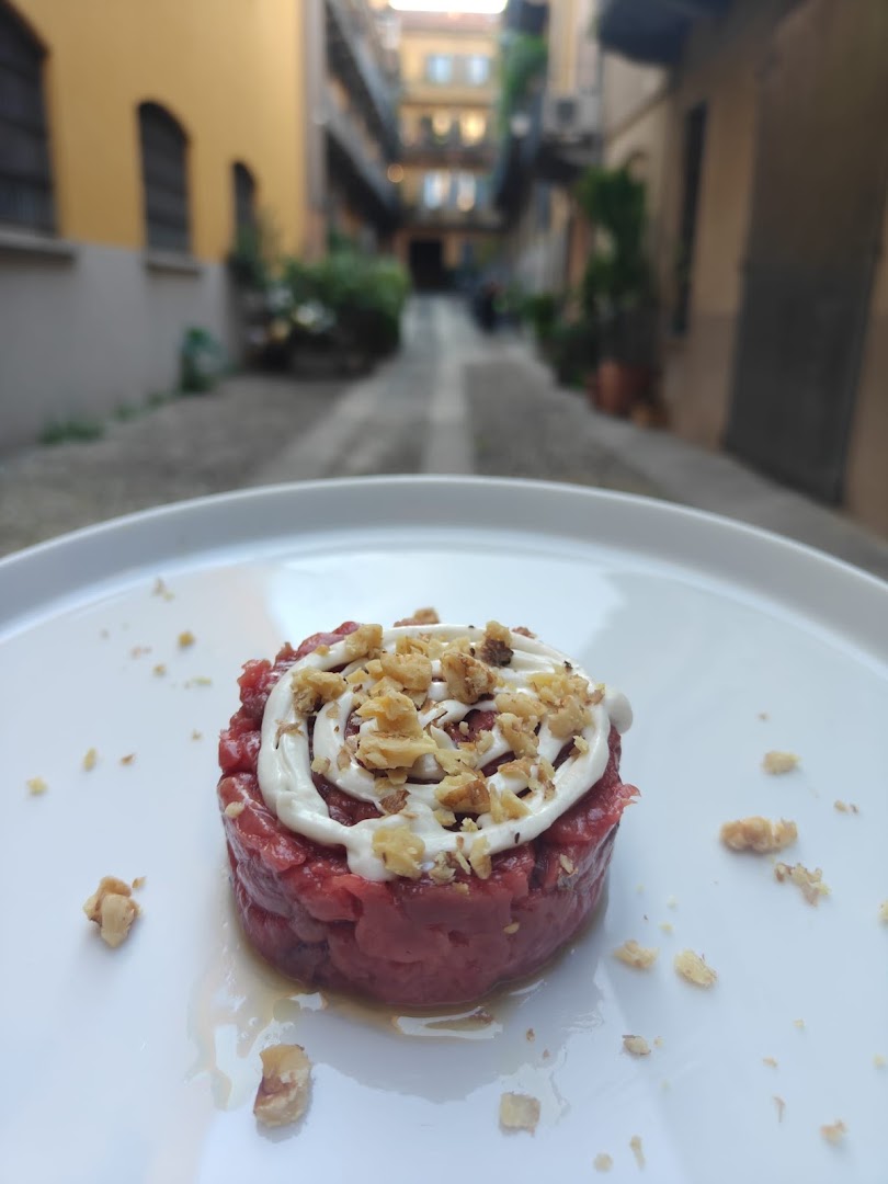 Osteria milanese OSS BUS NAVIGLI