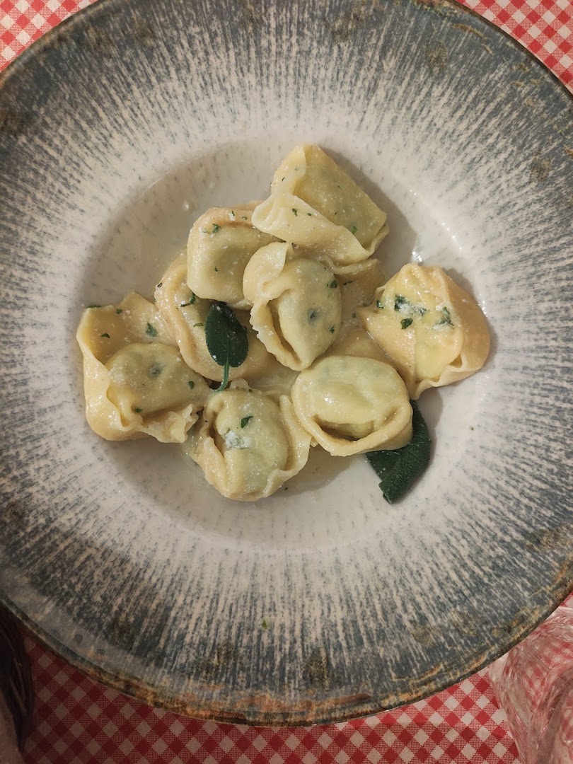 Osteria Modenese in Bocciofila, Modena