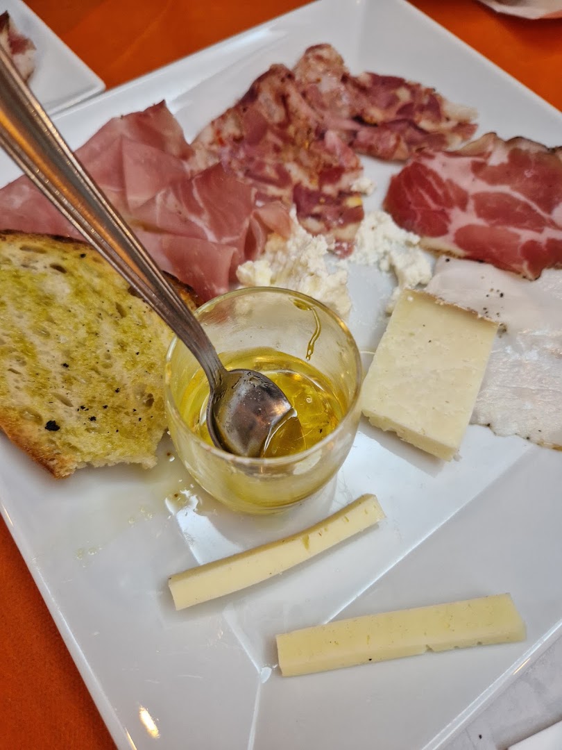 Osteria pizzeria dal Micione
