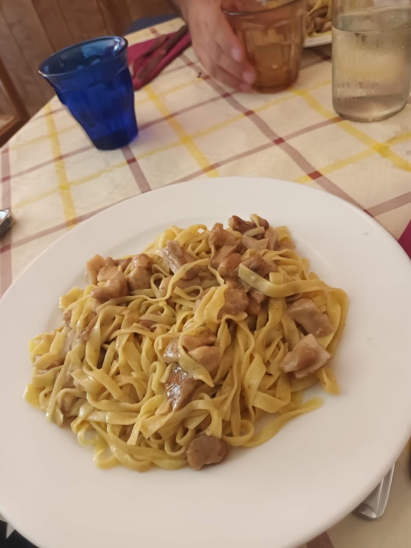 Osteria Sul Lago Da Sesto, Serrapetrona