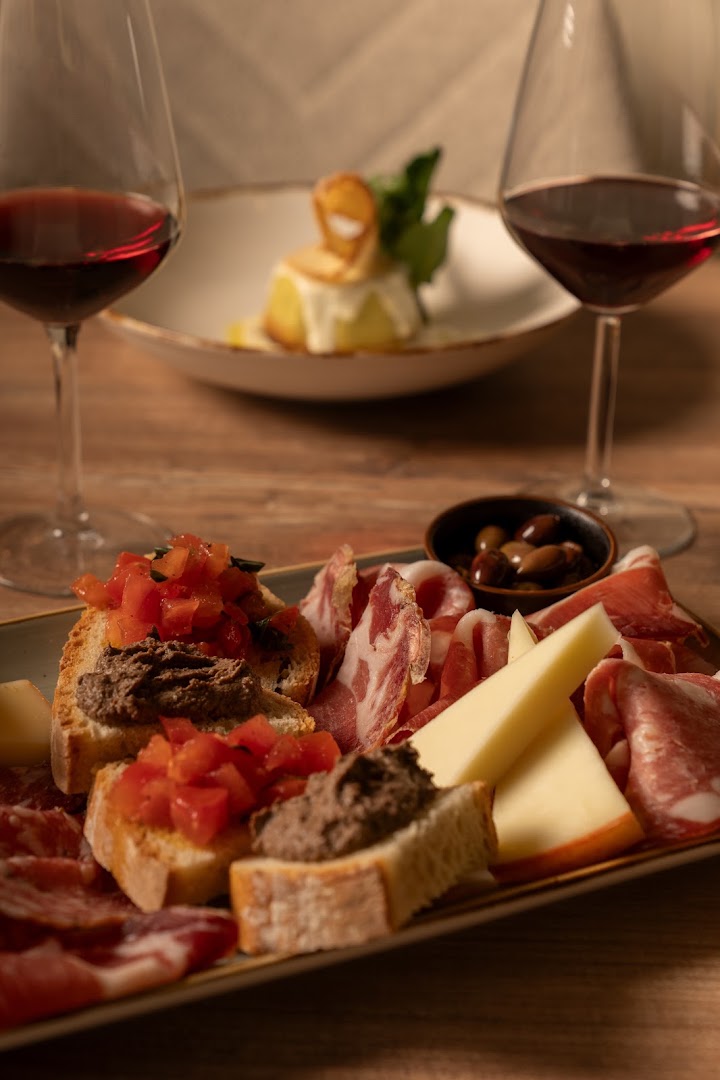 Osteria Uguccione