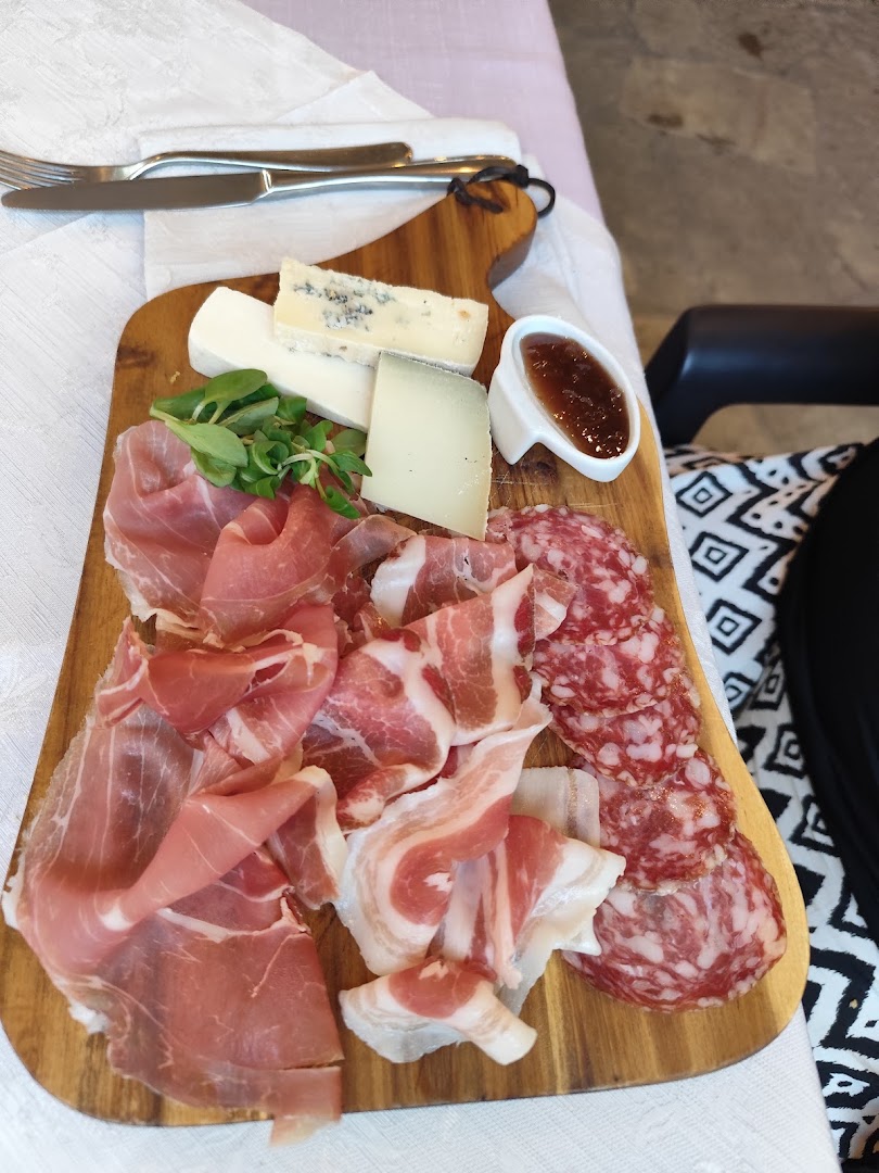 Antica Osteria del Santi
