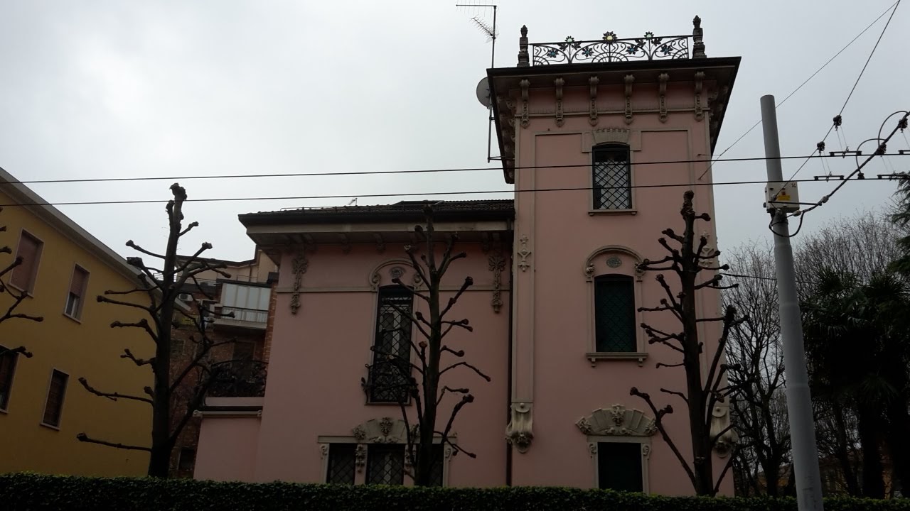 Via Andrea Costa