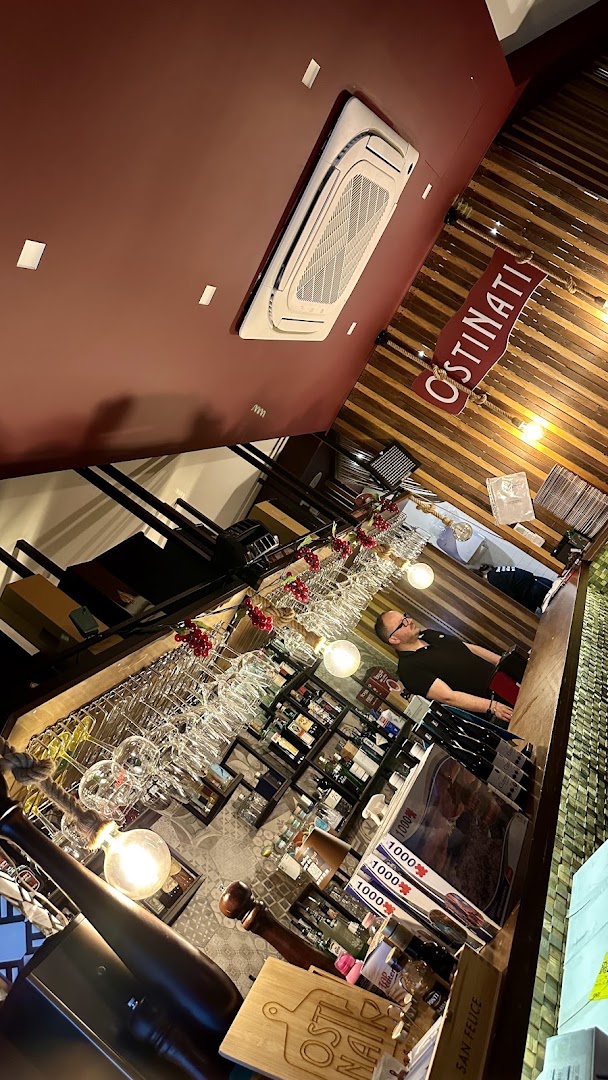 Ostinati Wine & Food, Castel Volturno
