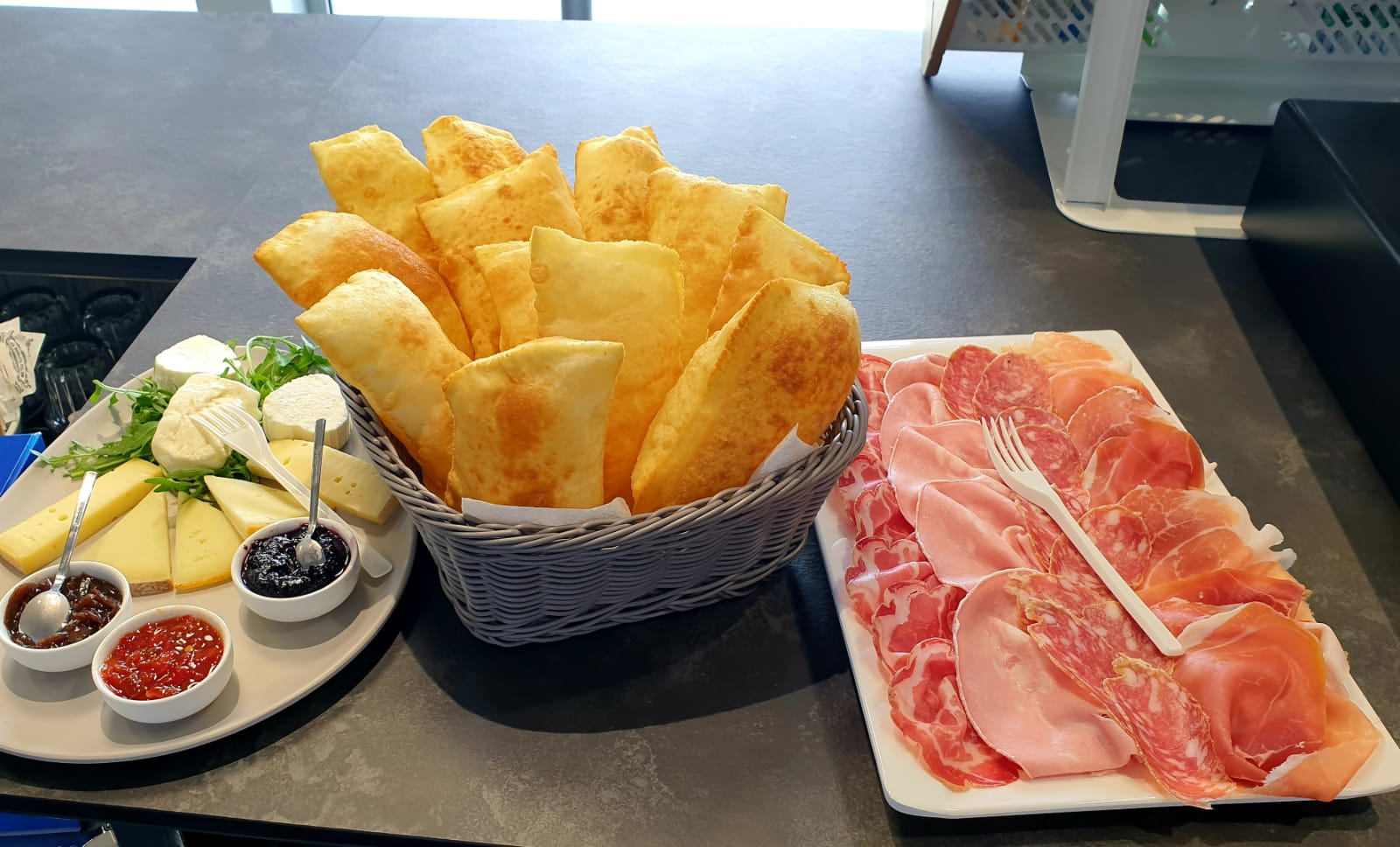Oti's Cafè, Modena