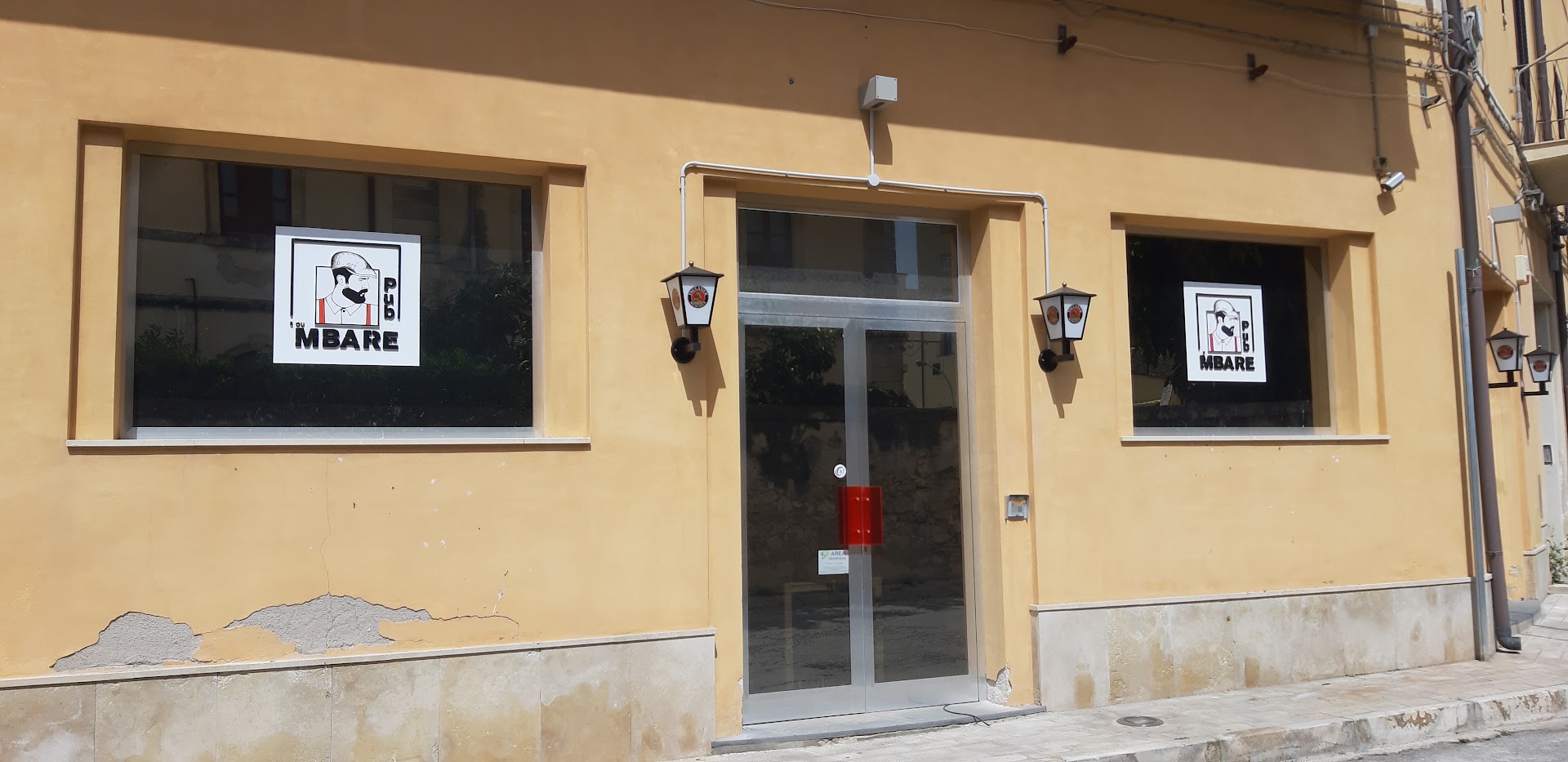 Ou ‘Mbare Pub, Siracusa