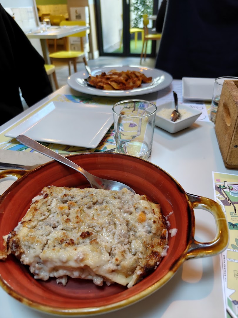 Ova e Farina: Produzione Pasta Fresca, Ristorante e Gastronomia