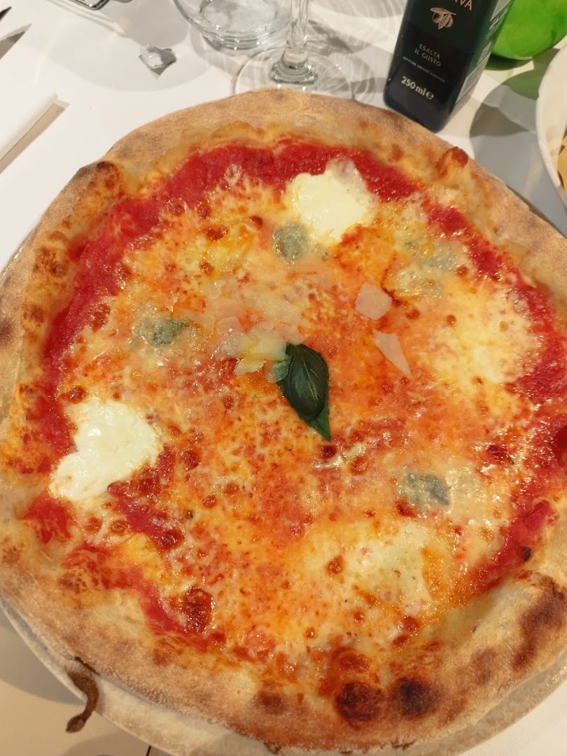 Ovosodo Restaurant & Pizzeria