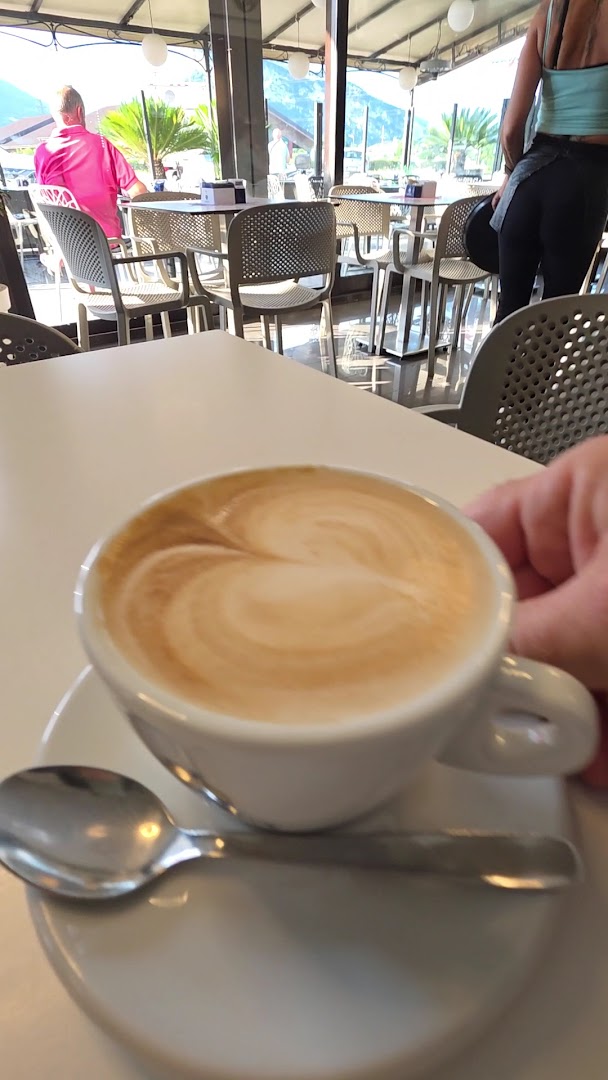 OZONE BAR Food&Drink