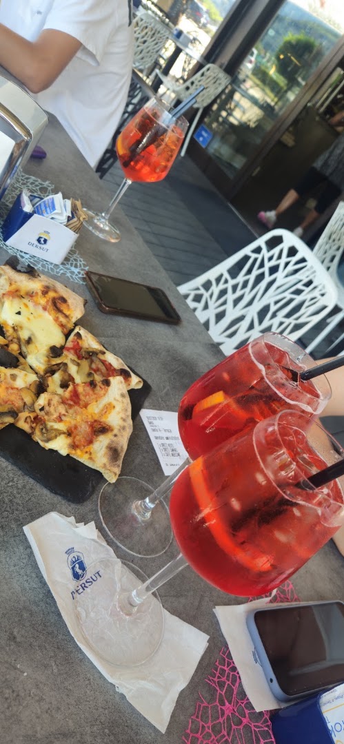 OZONE BAR Food&Drink, Arco