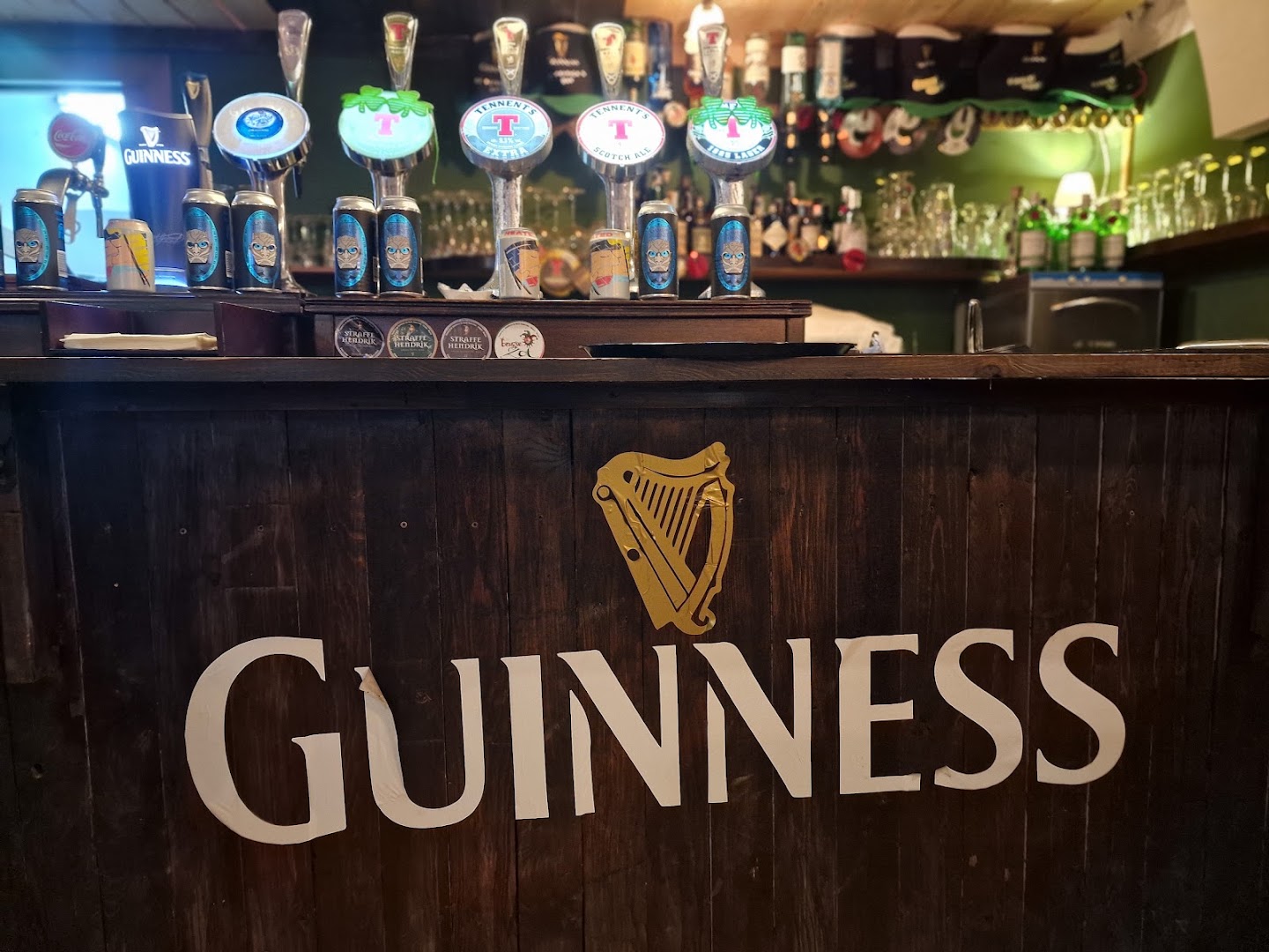 P&P PUB
