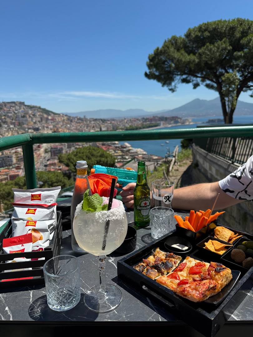 Pacu, Napoli