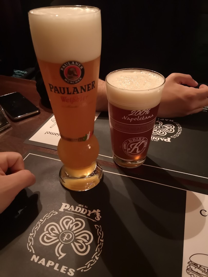 Paddy's Pub