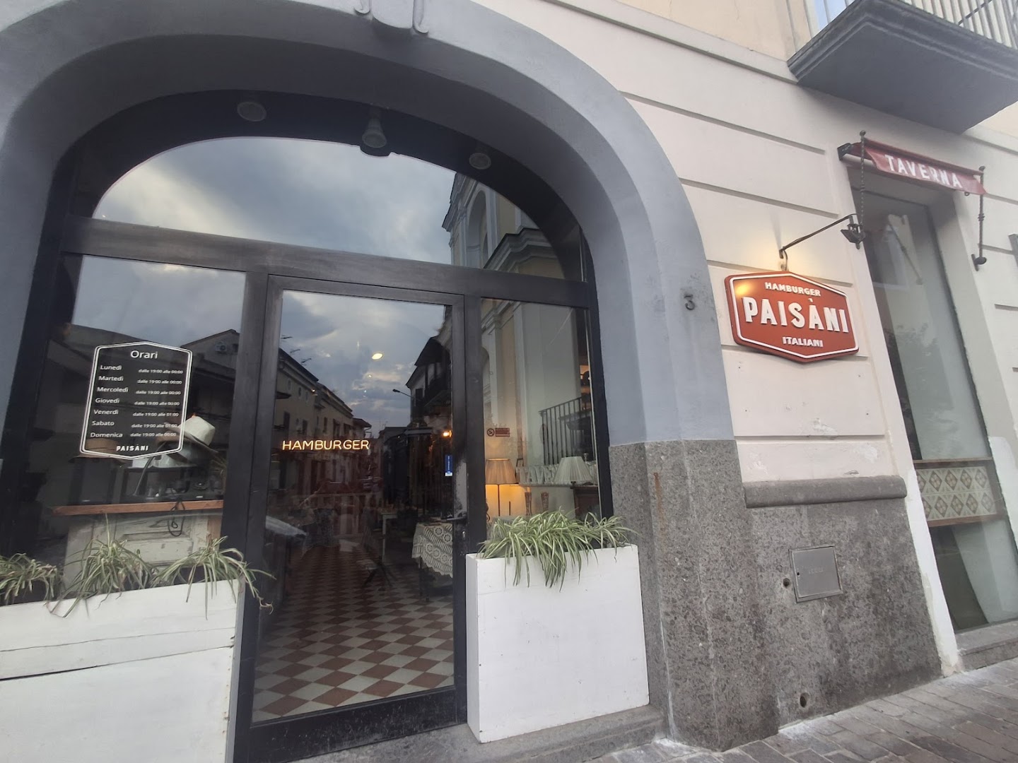 PAISÀNI hamburger italiani