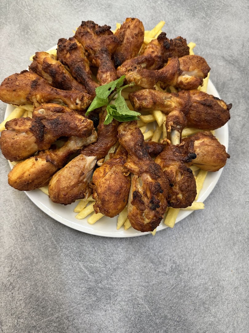 Palastine Halal food Shawarma kebab Pizza Grill Shish Kebab, Milano