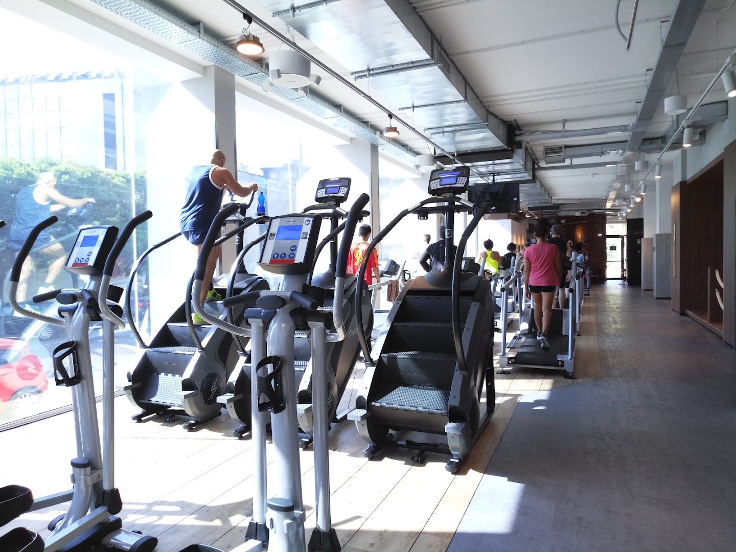 Palestra McFIT Milano Certosa