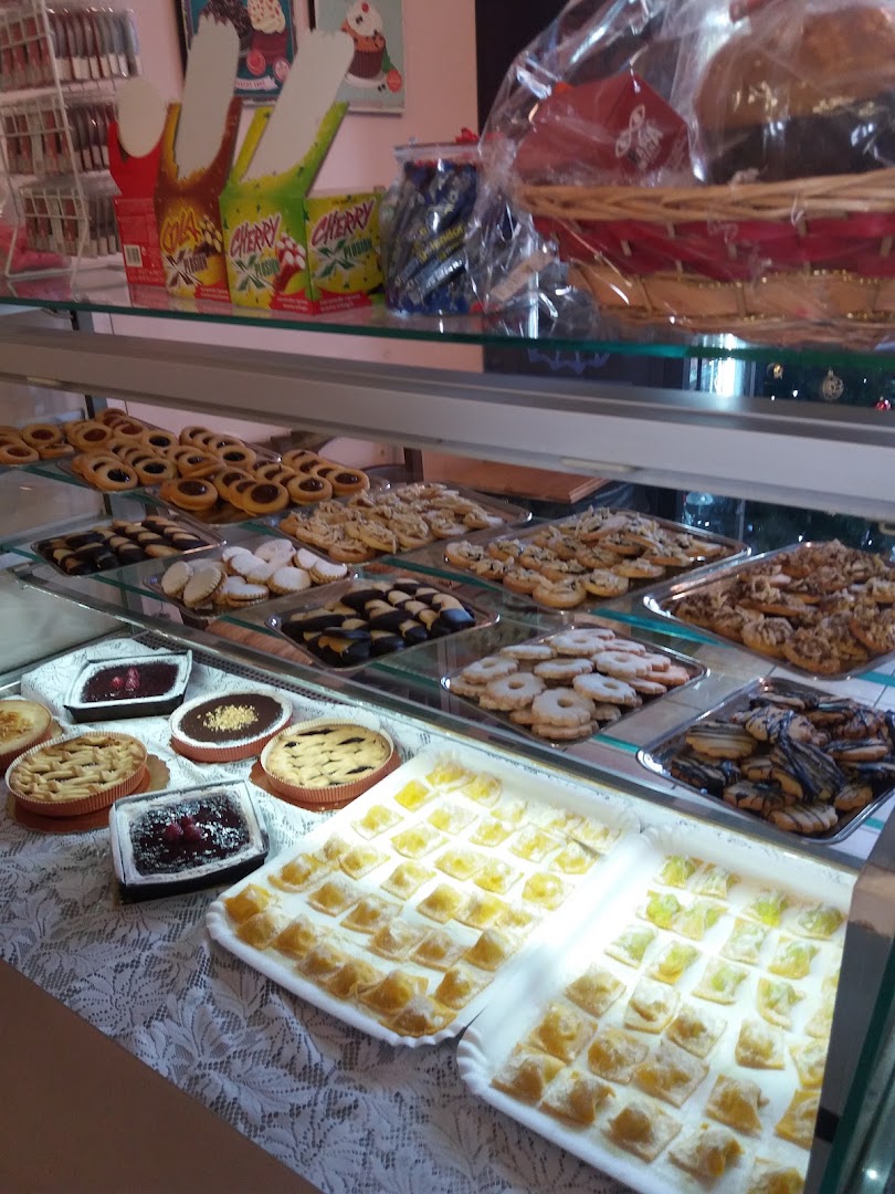 Pane Amore e Fantasia, Crotone