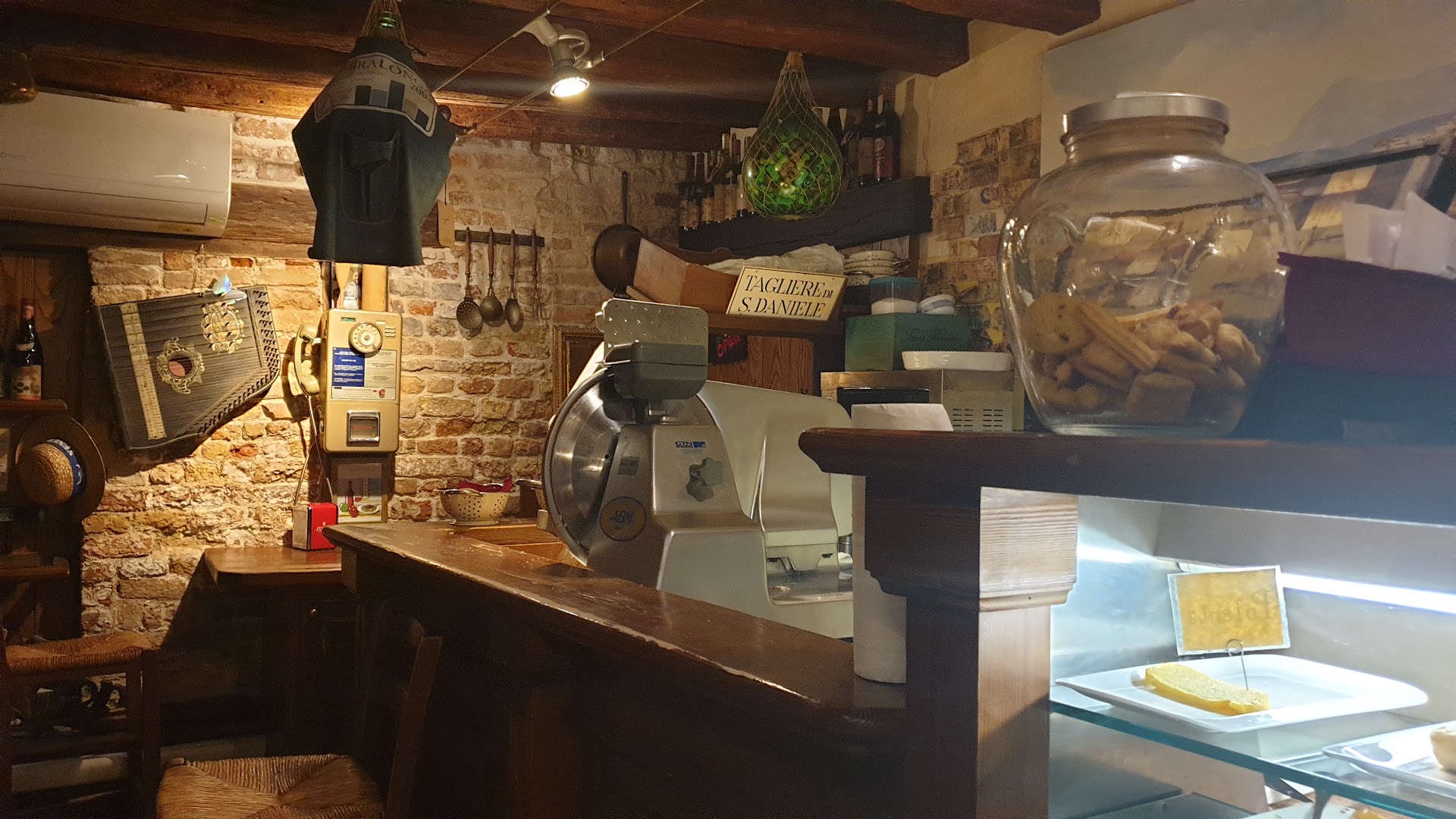 Pane Vino e San Daniele Rialto