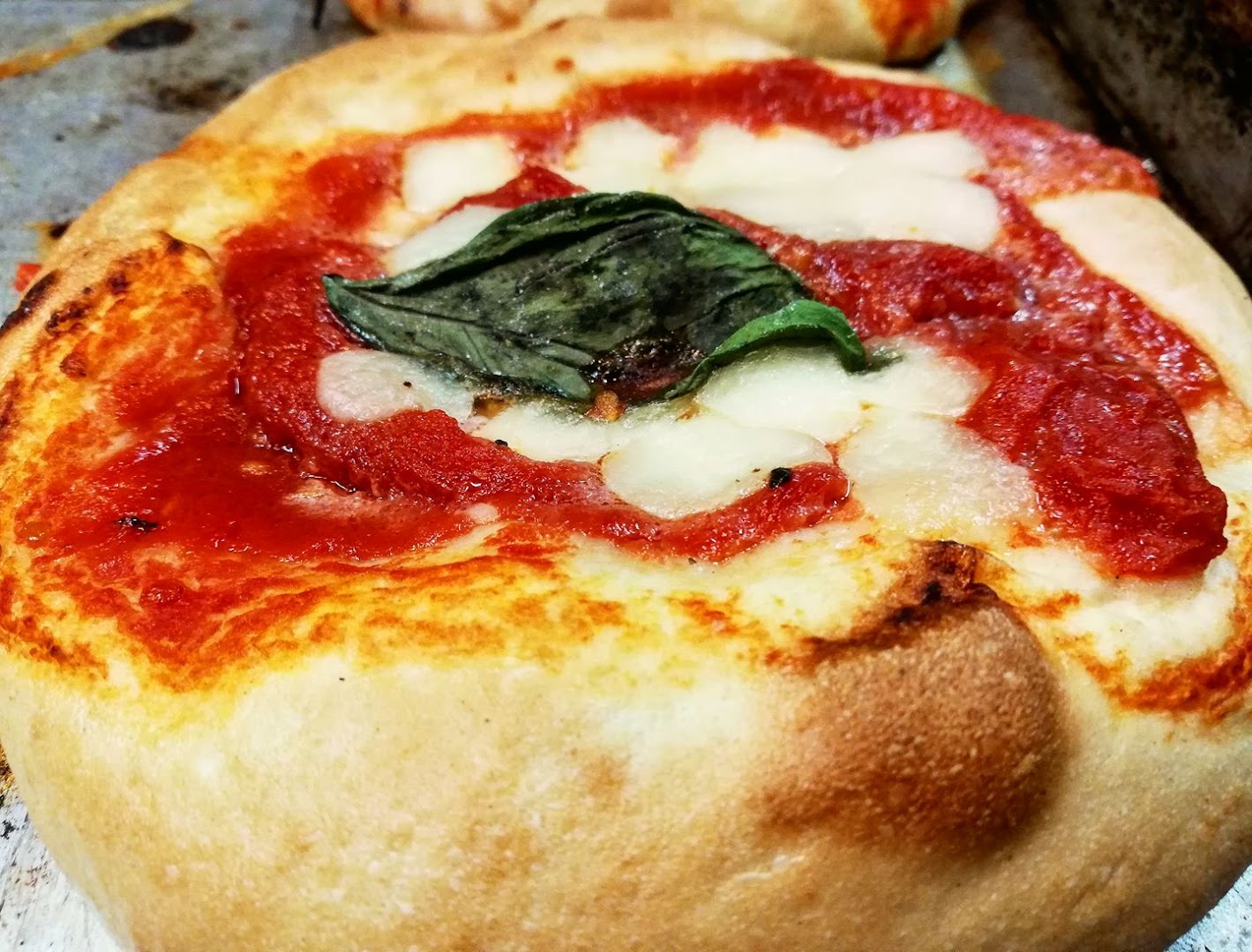Panificio A Pezzella Dei F.Lli Cerullo S.R.L. - Pane cotto a legna con lievitazione naturale