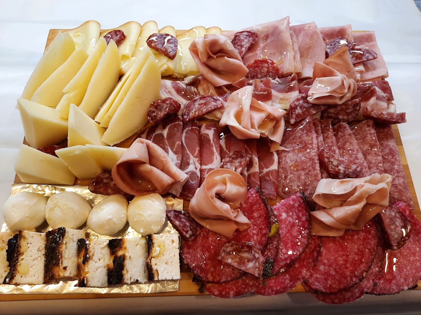 Panificio Antico Forno - Biscotti Salumeria Scacciate Pizze, Gravina di Catania