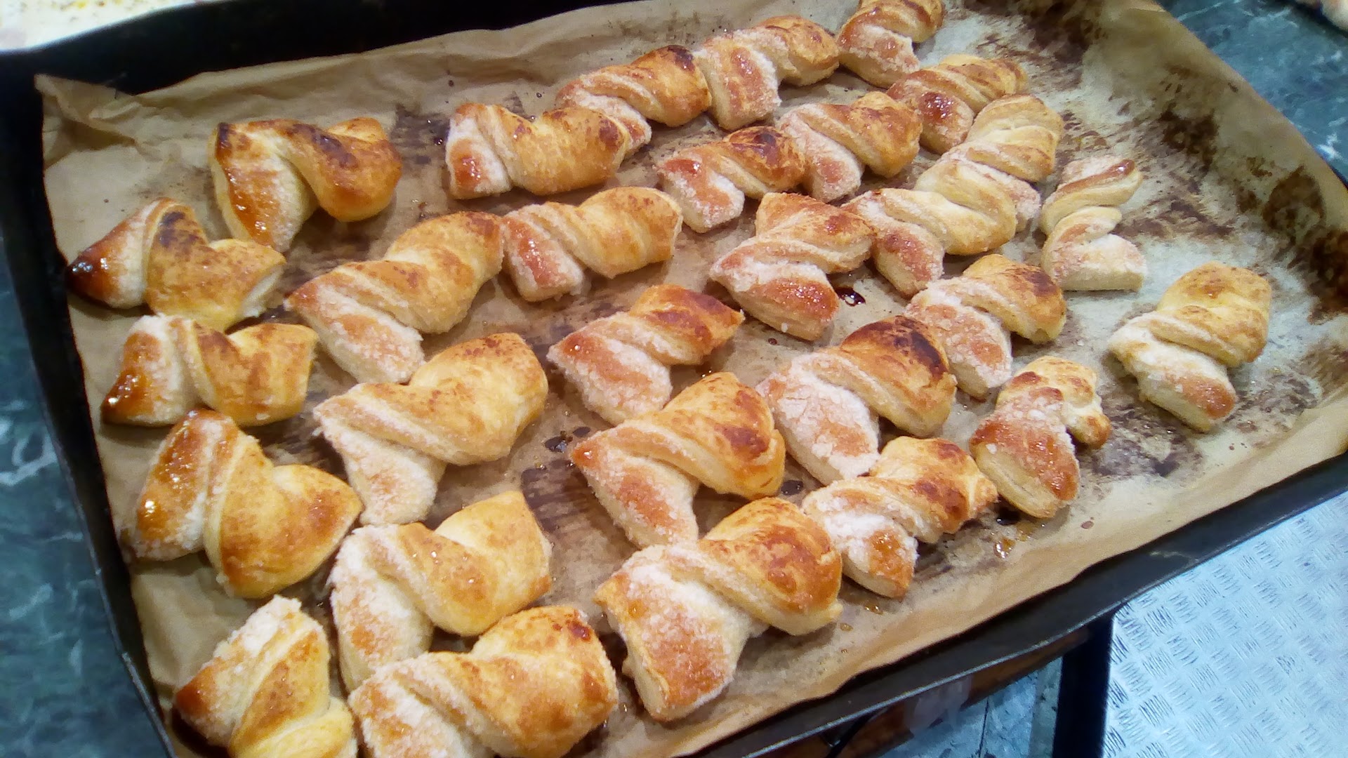 Panificio Ballotta F.sco & Figli...pizze...biscotti..