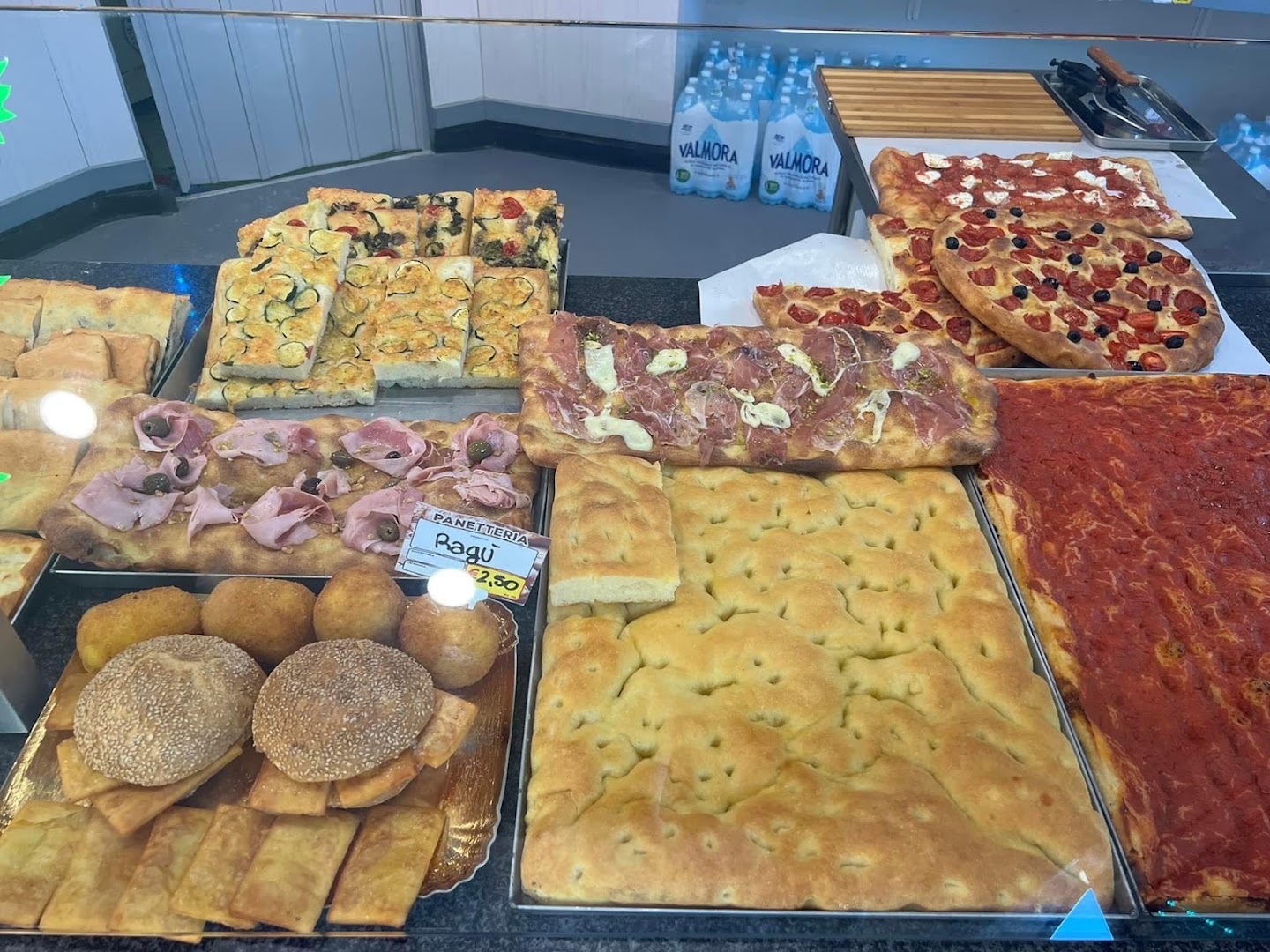Panificio Cassarà - Pane - Pizza - Grissini - Pasticceria Fresca e Secca - Latteria