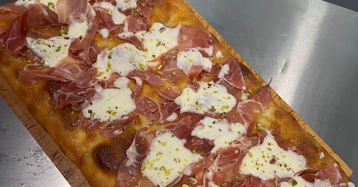 Panificio Cassarà - Pane - Pizza - Grissini - Pasticceria Fresca e Secca - Latteria