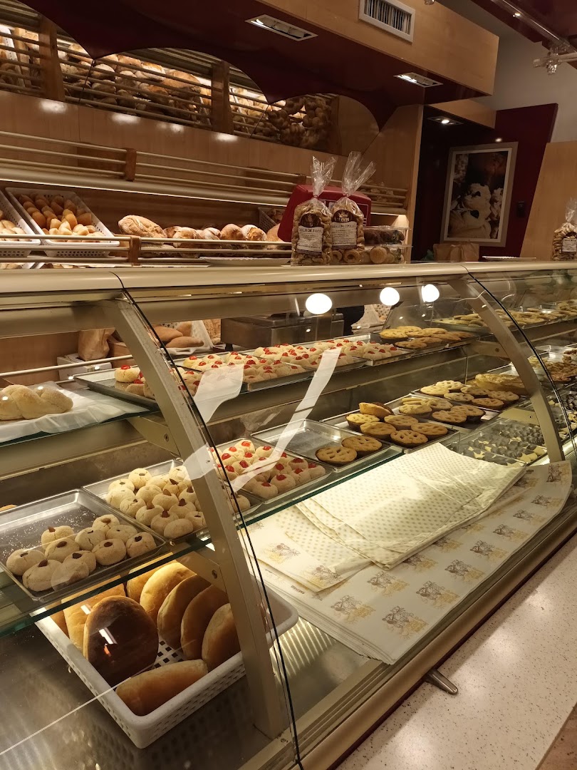 Panificio Di Pinto - Via della Repubblica, Bisceglie
