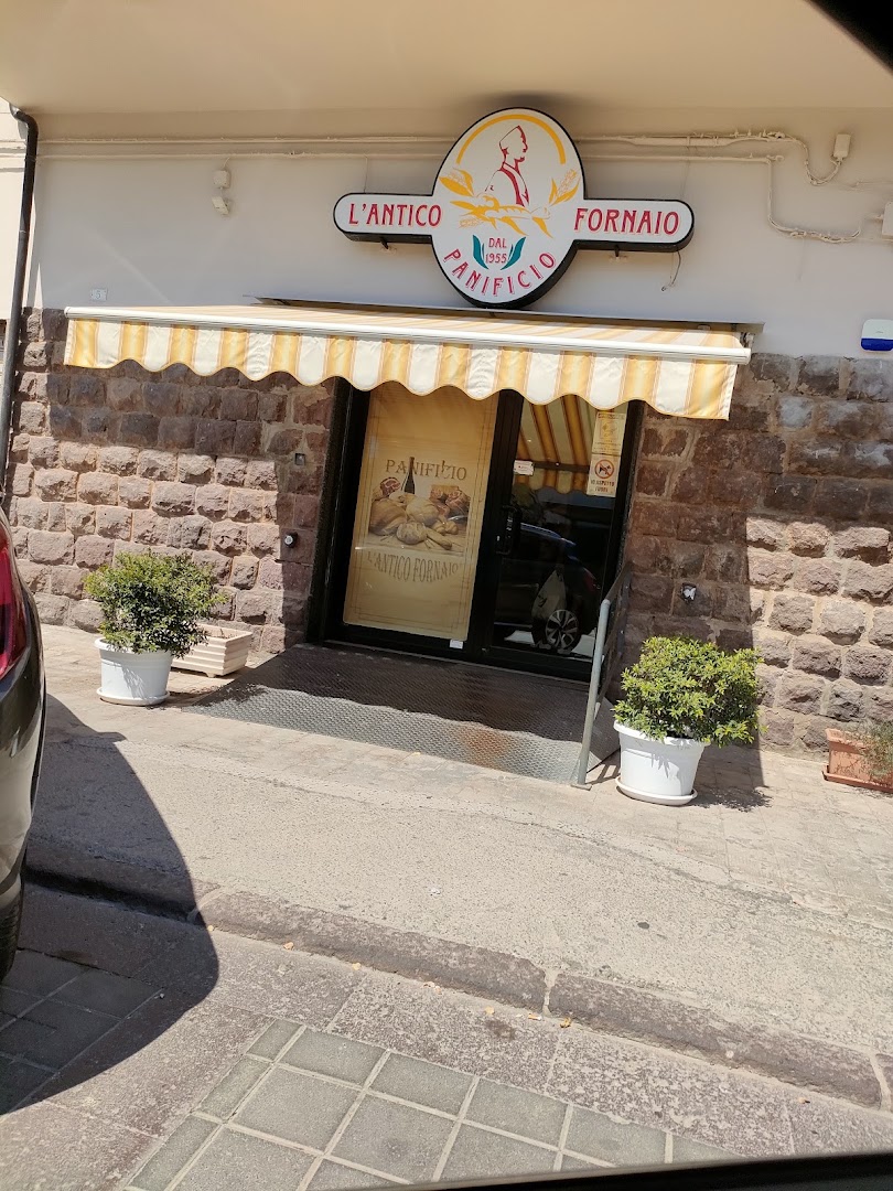 Panificio L'Antico Fornaio Dei F.Lli Cancedda - via Della Vittoria