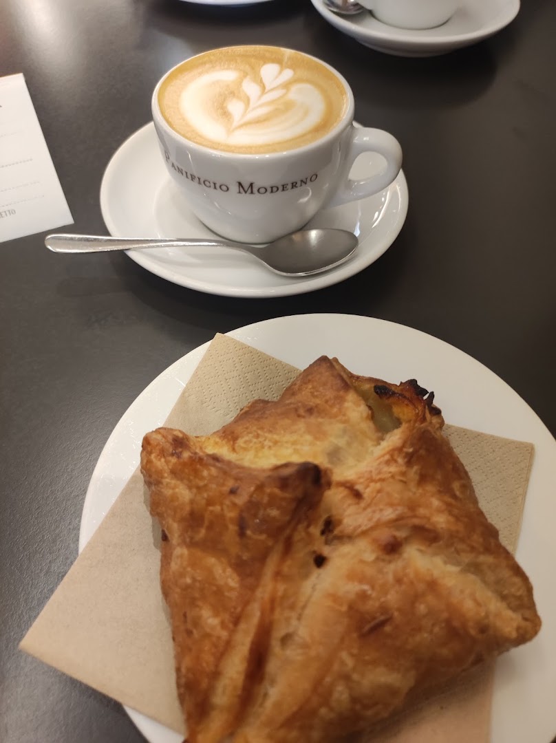 Panificio Moderno "Briciole Food&Drink" Viale Trento, Rovereto