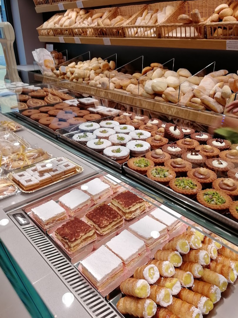Panificio pane pizza e dolci