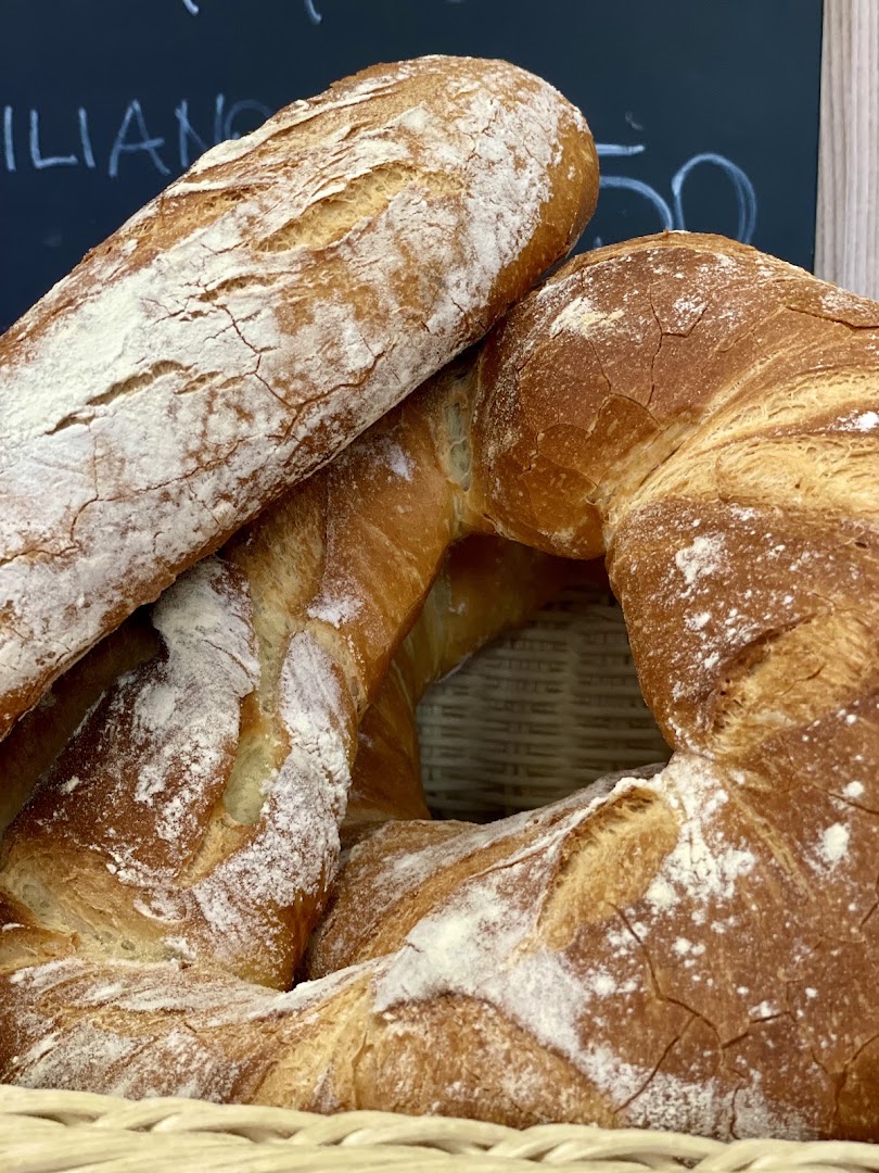 Panificio Pasticceria Artigianale - DA UN CHICCO ALL’ ALTRO - Pizze, Dolci e Torte per Feste.