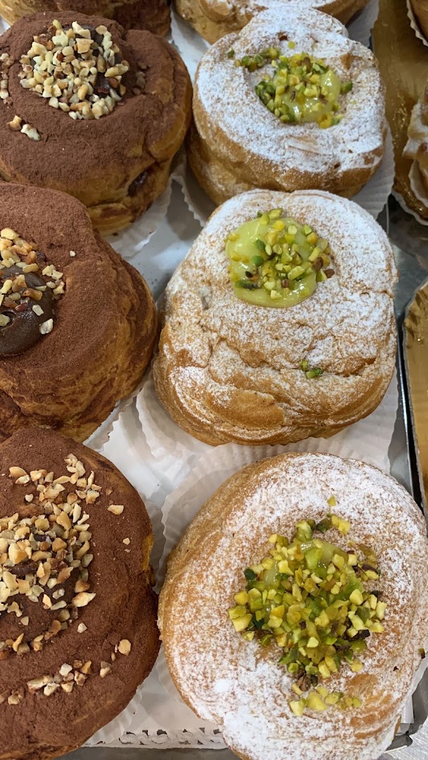 Panificio Pasticceria Artigianale - DA UN CHICCO ALL’ ALTRO - Pizze, Dolci e Torte per Feste.
