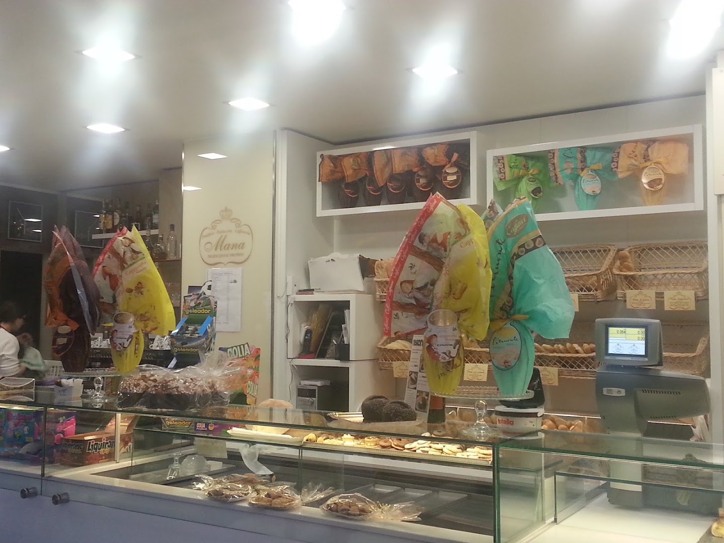 Panificio Pasticceria Caffetteria Gelateria Mana