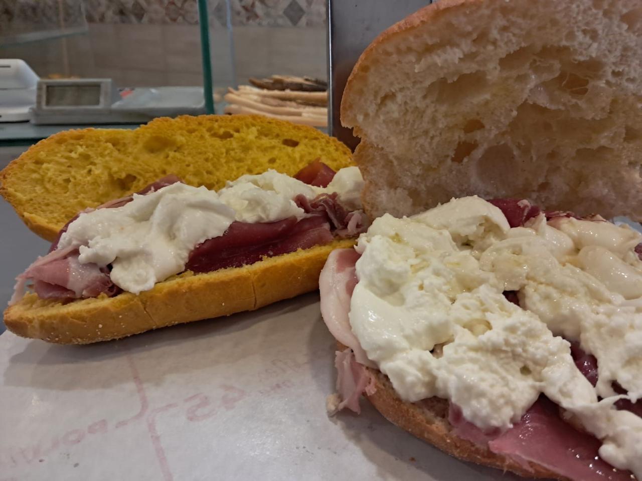Panificio pizzeria mirti
