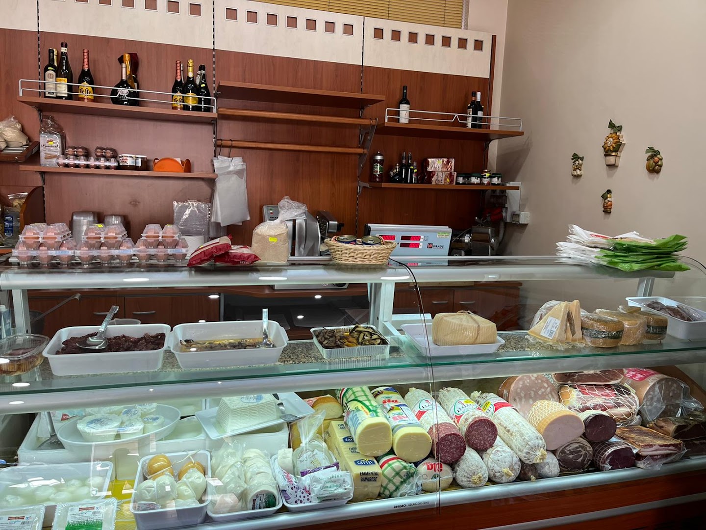 Panificio rosticceria gastronomia latticini Dolce Forno
