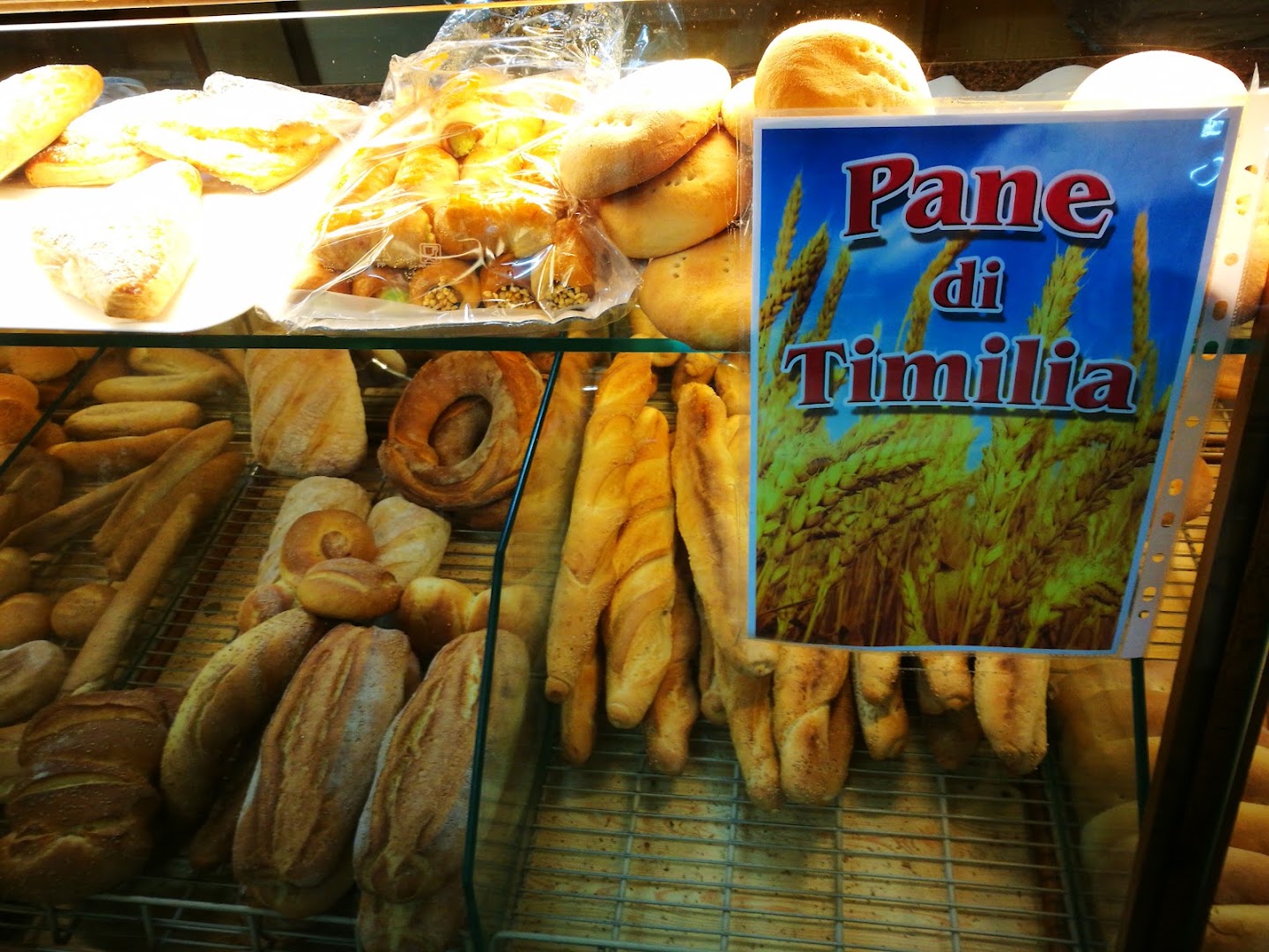 Panificio San Francesco di La Rocca Giuseppe, Focacceria, Biscottificio, Pasticceria, Ingrosso Agrumi, Olio D’Oliva