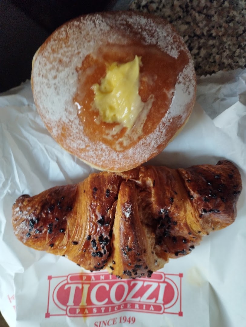 Panificio Ticozzi Pasticceria, Caffetteria e Gelateria a Milano