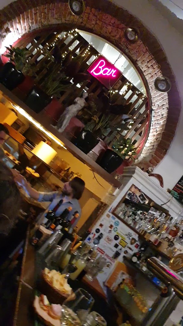 Panika, Milano