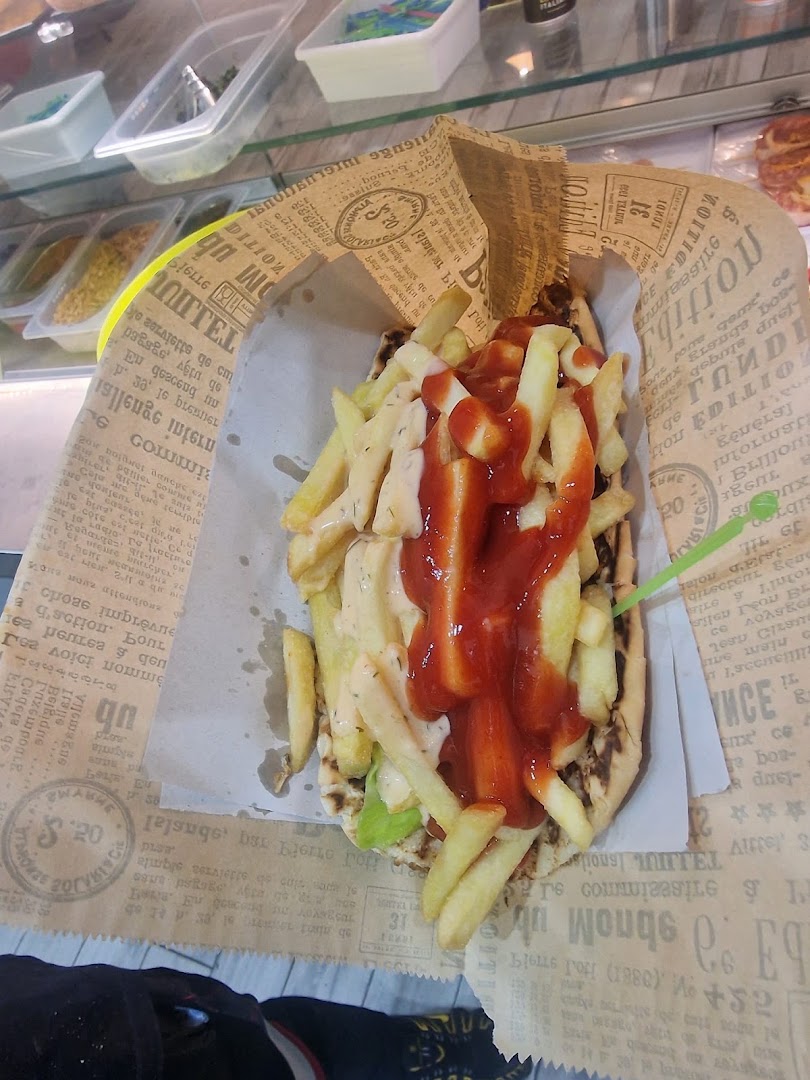 PANINERIA DA MAX & ALEX
