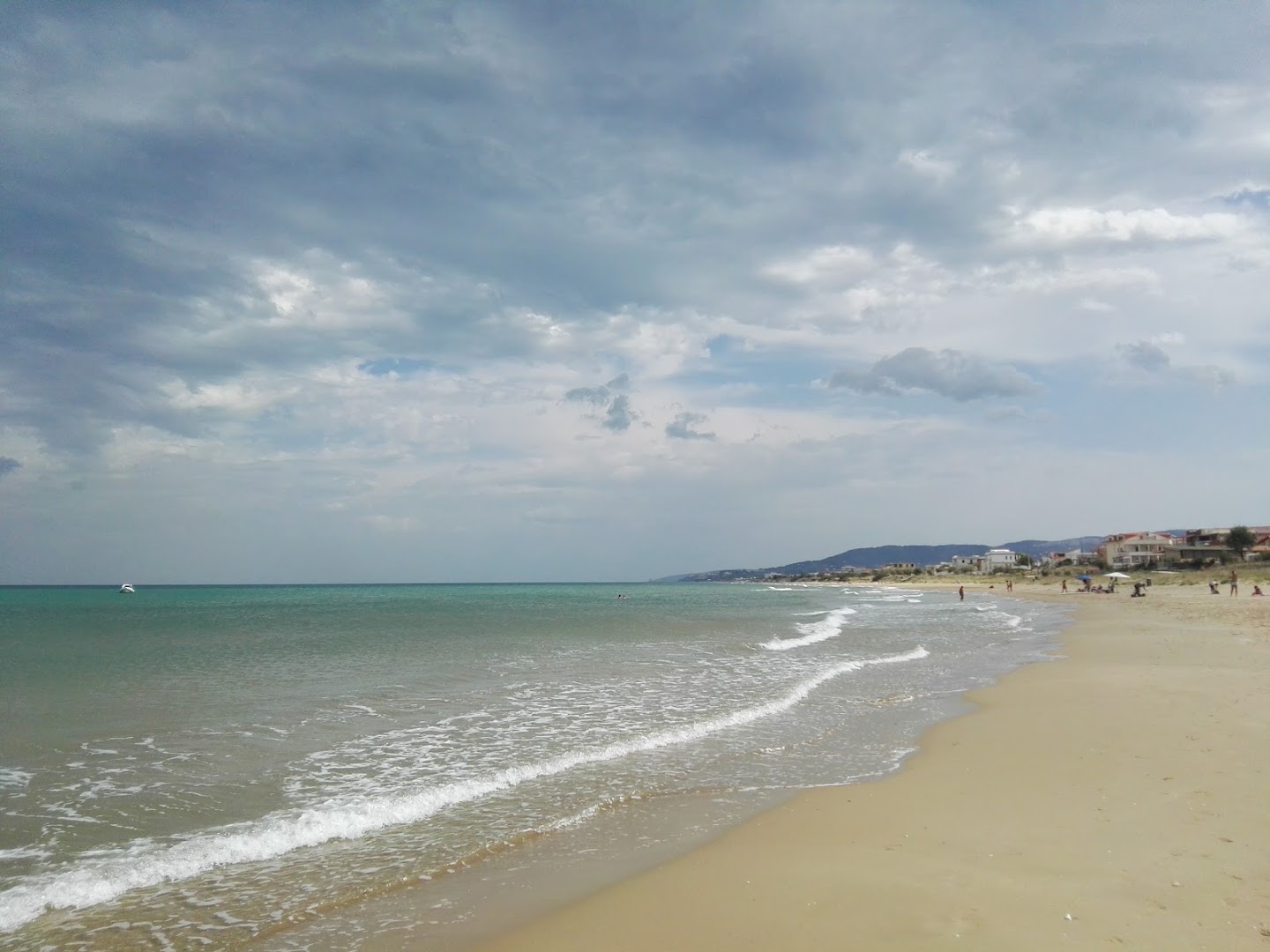 Panis Beach, Ischitella