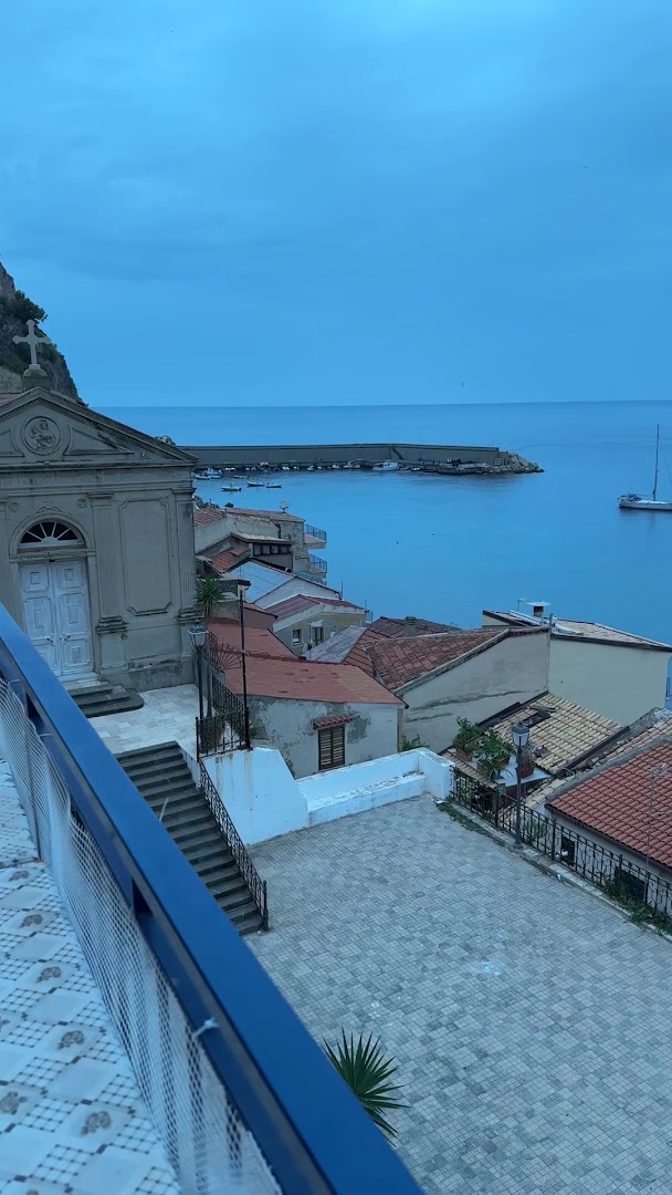 Panoramic, Scilla