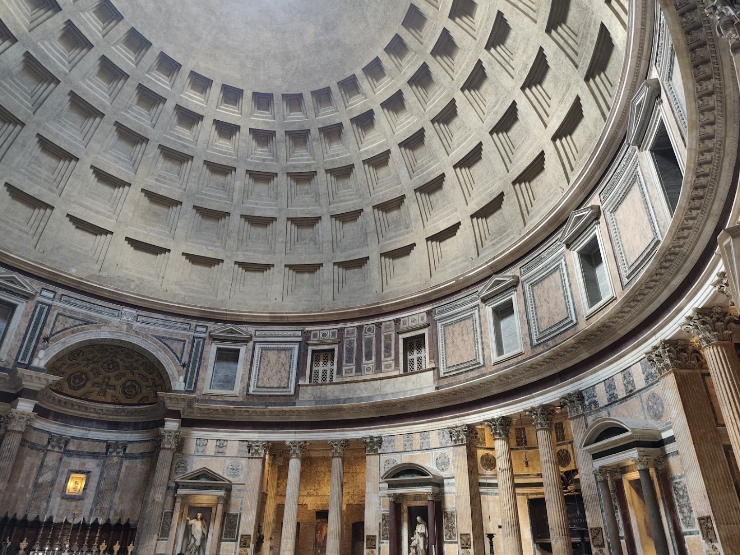 Pantheon Vercelli - Storica Pizzeria Piemontese 🏅