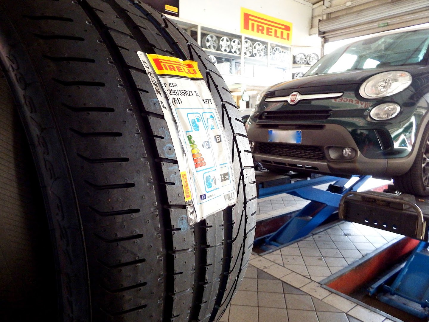 PAONE ASSISTENZA SRL - Driver Center Pirelli ARZANO