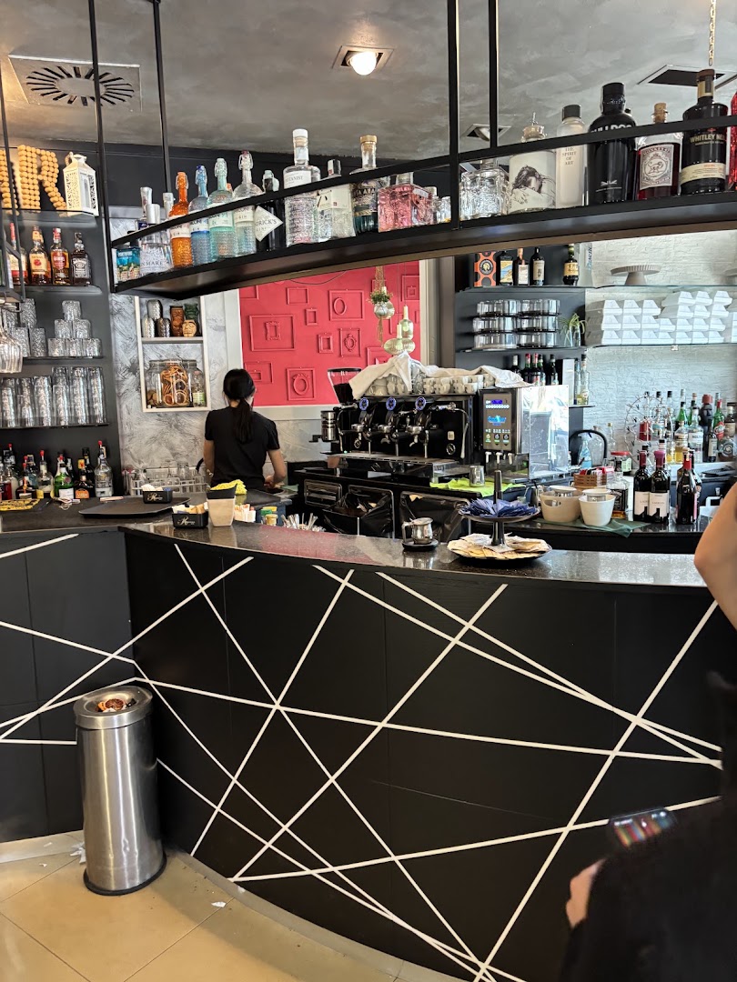 Papana Café
