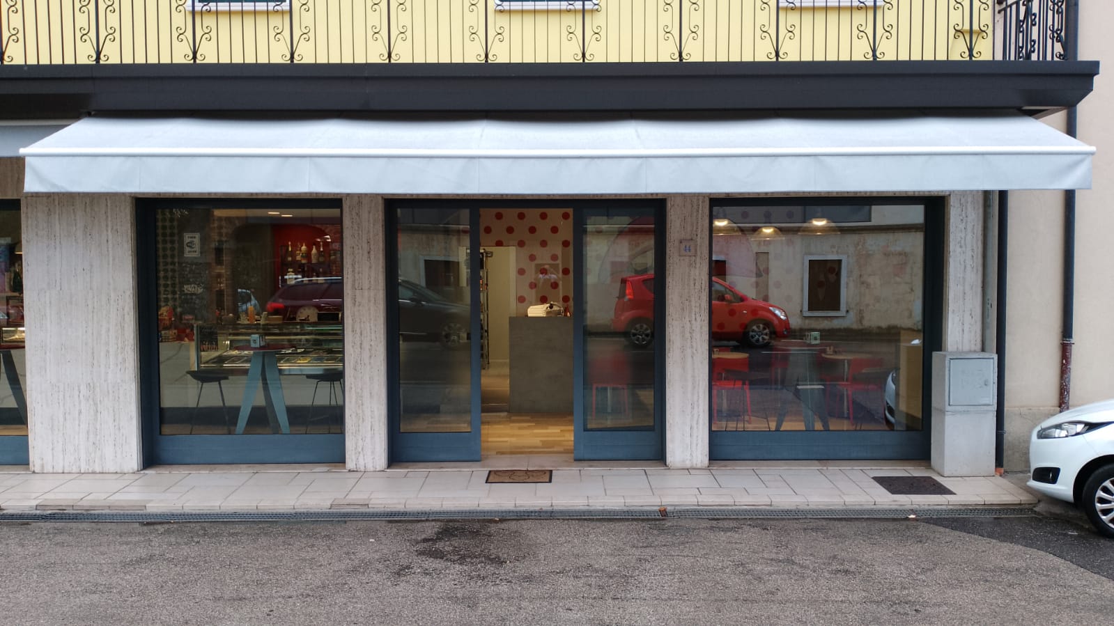 PARADISE SNACK BAR GELATERIA